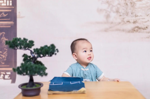 沁阳怀孕为啥肚子会长毛